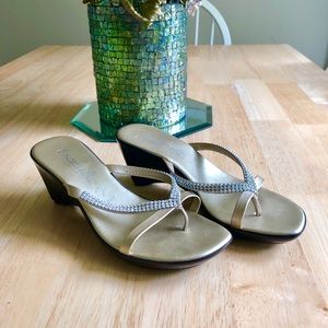 Tuscanella Gold/Rhinestone Sandals, Sz 7.5, $25